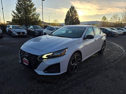 New 2025 Nissan Altima 2.5 SR w/ SR Premium Package