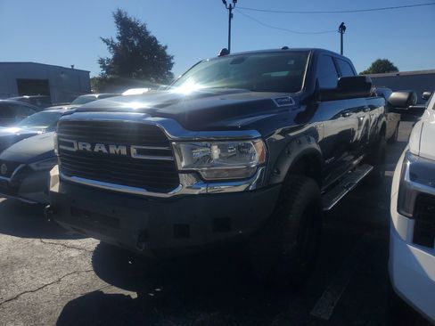 Used 2019 RAM 2500 Big Horn image 3