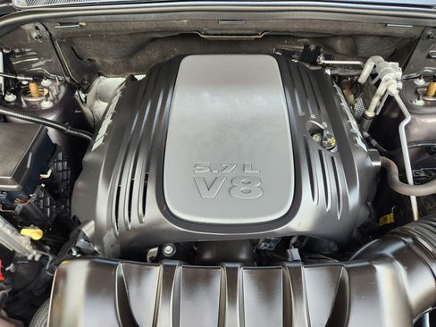 Used 2019 Jeep Grand Cherokee Trailhawk w/ Trailhawk Luxury Group image 34