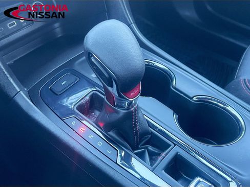 Used 2023 Chevrolet Equinox RS w/ RS Leather Package image 21