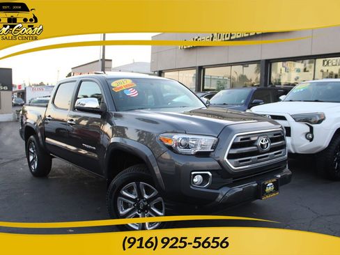 Used 2017 Toyota Tacoma Limited image 1