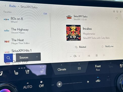 New 2026 Lexus RX 350h AWD/4WD image 15