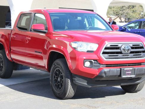 Used 2019 Toyota Tacoma SR5 image 2