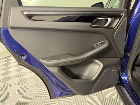 New 2025 Porsche Macan image 28