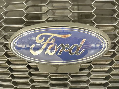 Used 2024 Ford Transit 250 Low Roof w/ Exterior Upgrade Package image 25