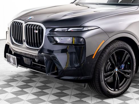 Used 2024 BMW X7 M60i w/ Executive Package image 36