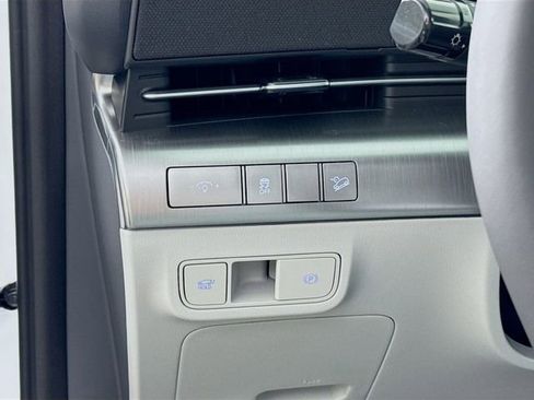 New 2026 Hyundai Kona Limited image 14