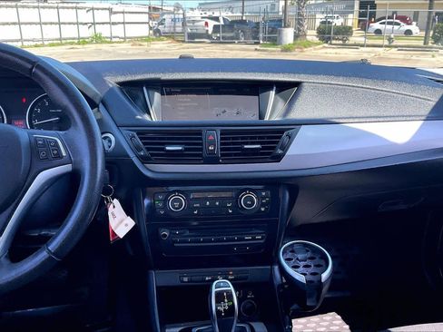 Used 2014 BMW X1 xDrive28i image 7