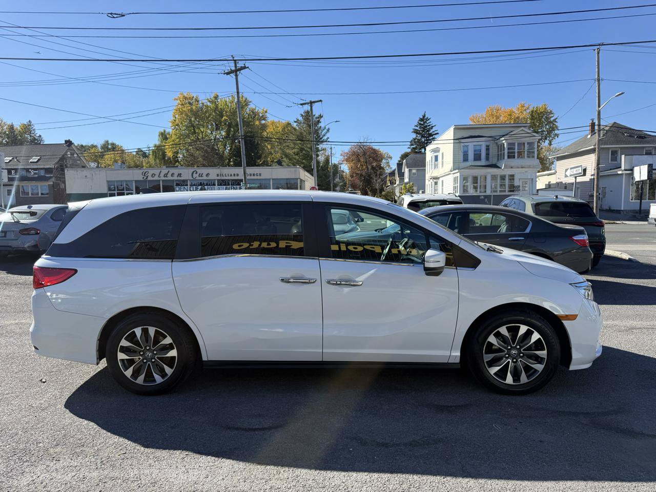 Used 2024 Honda Odyssey EX-L image 3