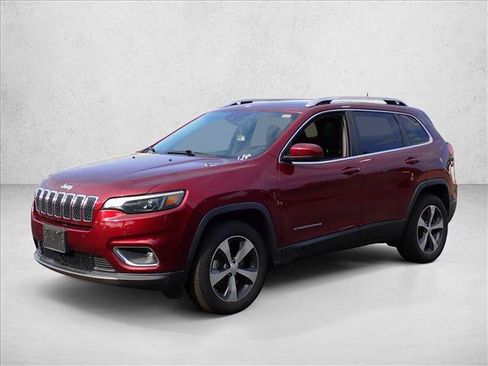 Used 2019 Jeep Cherokee Limited w/ Luxury Group AWD/4WD image 6