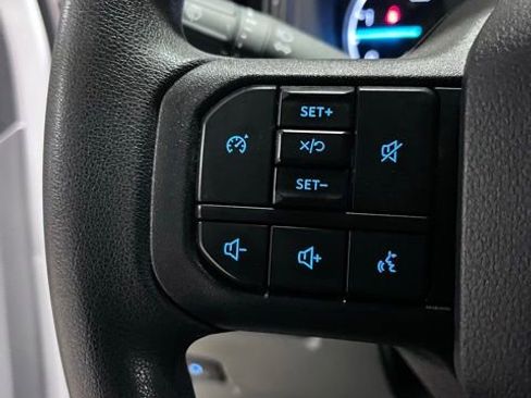 Used 2025 Ford F250 XL AWD/4WD image 22