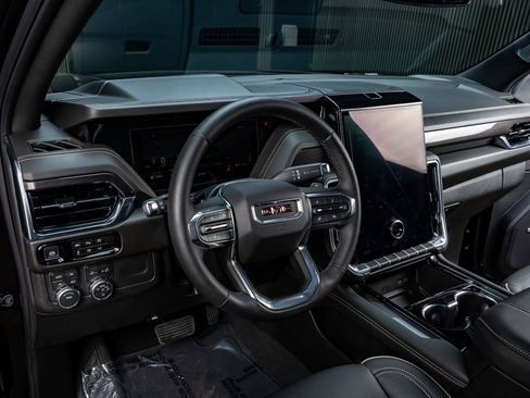 Used 2026 GMC Yukon Elevation image 16