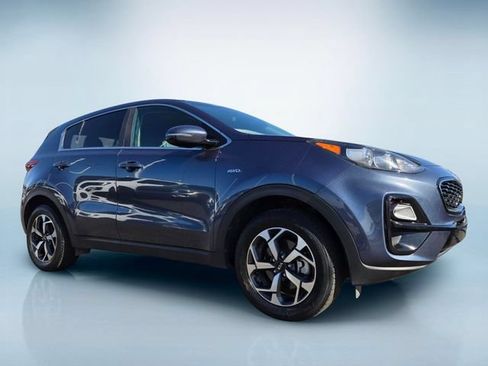 Used 2020 Kia Sportage LX w/ LX Popular Package AWD/4WD image 2