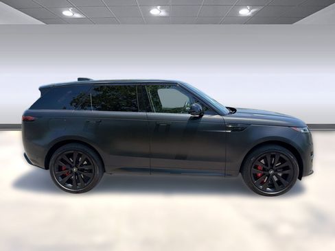 Used 2025 Land Rover Range Rover Sport Dynamic SE AWD/4WD image 8