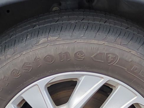 Used 2016 Honda CR-V EX image 11