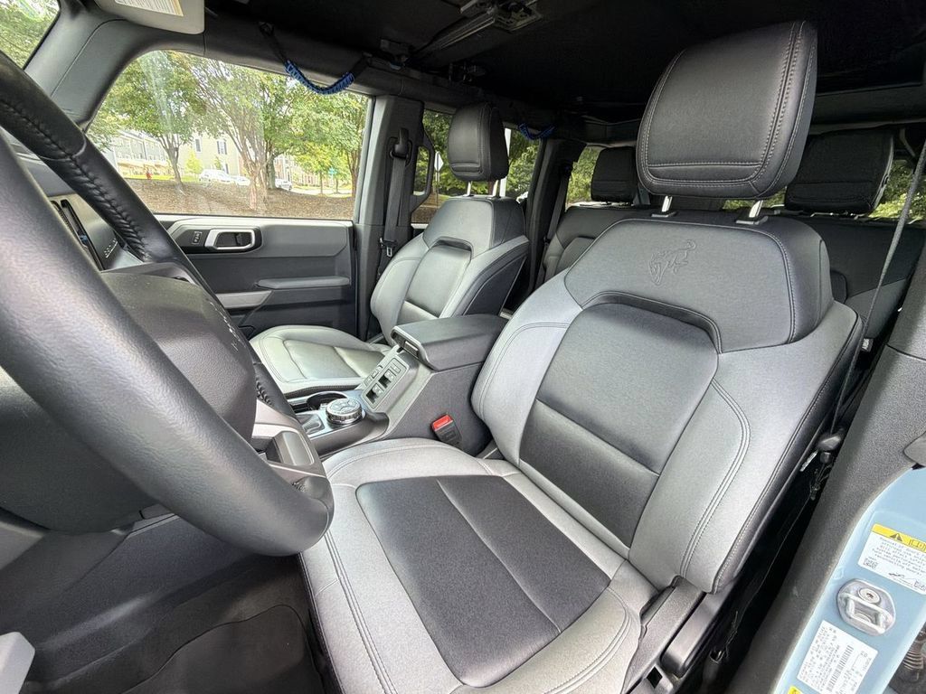 Used 2023 Ford Bronco Black Diamond w/ Sasquatch Package AWD/4WD image 12