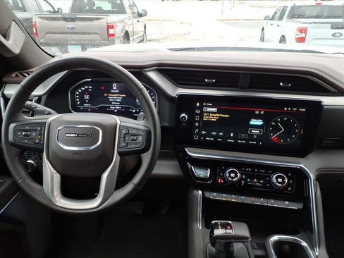 Used 2023 GMC Sierra 1500 Denali w/ Technology Package image 17