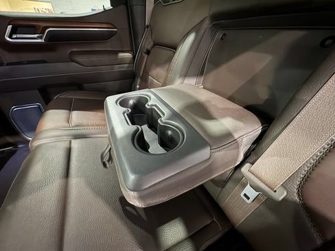 Used 2023 GMC Sierra 1500 Denali w/ Technology Package AWD/4WD image 48