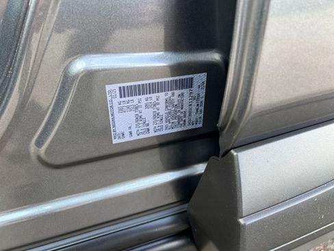 Used 2025 Nissan Rogue SV AWD/4WD image 34