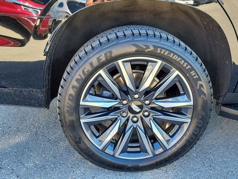 Used 2022 Cadillac Escalade Sport w/ Touring Package image 9