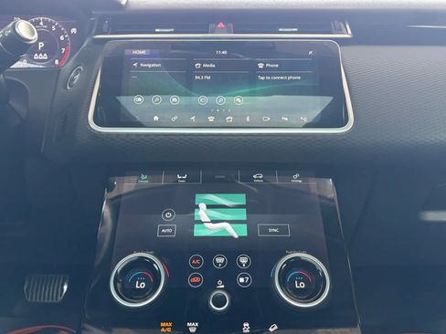 Used 2019 Land Rover Range Rover Velar R-Dynamic SE AWD/4WD image 23