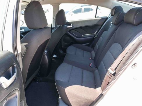 Used 2017 Kia Forte LX FWD image 17