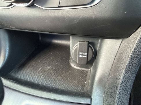 Used 2015 Dodge Charger SE w/ Sport Appearance Group RWD image 25