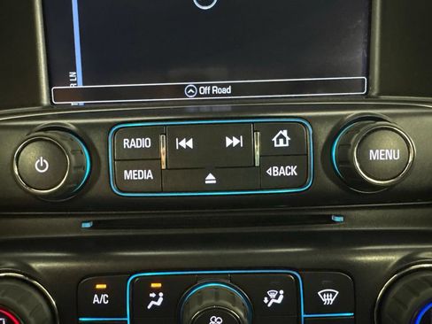 Used 2018 GMC Sierra 1500 SLT AWD/4WD image 30