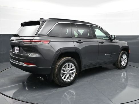 New 2026 Jeep Grand Cherokee Laredo X AWD/4WD image 2