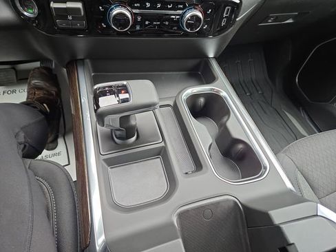 New 2026 GMC Sierra 1500 Elevation image 22