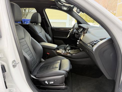 Used 2019 BMW X3 xDrive30i w/ Driving Assistance Package image 21