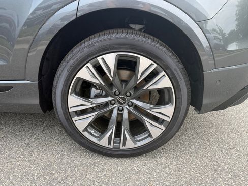 New 2026 Audi Q8 Premium Plus AWD/4WD image 22