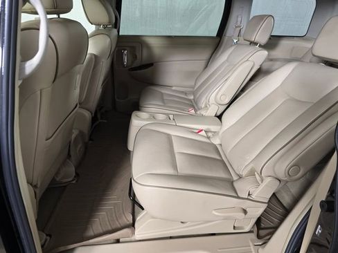 Used 2015 Nissan Quest Platinum w/ Protection Package image 17