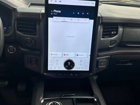 Used 2024 Ford Expedition Max Limited RWD image 20