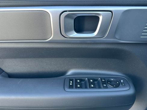 New 2026 Hyundai Santa Fe SE image 11