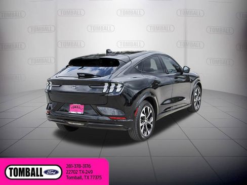 Used 2023 Ford Mustang Mach-E Premium image 7