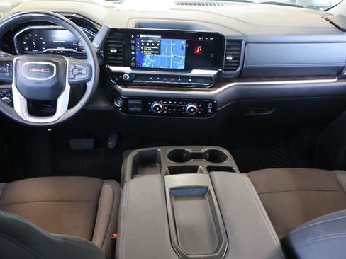Used 2025 GMC Sierra 1500 Elevation RWD image 18