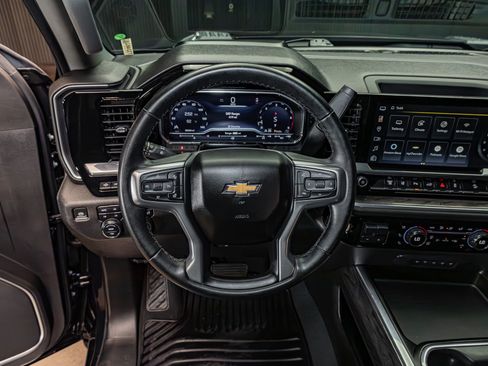 Used 2024 Chevrolet Silverado 2500 LTZ w/ LTZ Plus Package image 19
