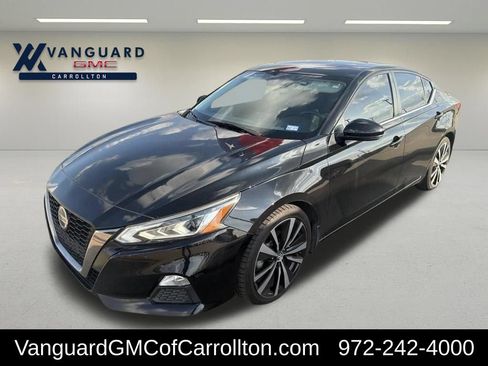 Used 2021 Nissan Altima 2.5 SR w/ SR Premium Package FWD image 1