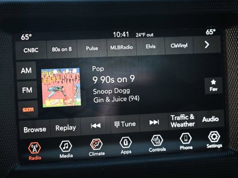 Used 2020 Jeep Gladiator Overland w/ Cold Weather Group image 27