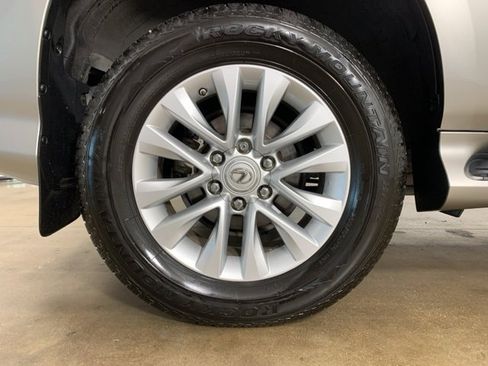 Used 2021 Lexus GX 460 Premium image 42