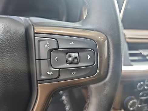 Used 2024 Chevrolet Tahoe High Country AWD/4WD image 25