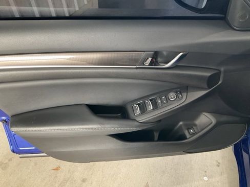 Certified 2022 Honda Accord Sport image 4