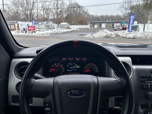 Used 2011 Ford F150 Raptor image 11