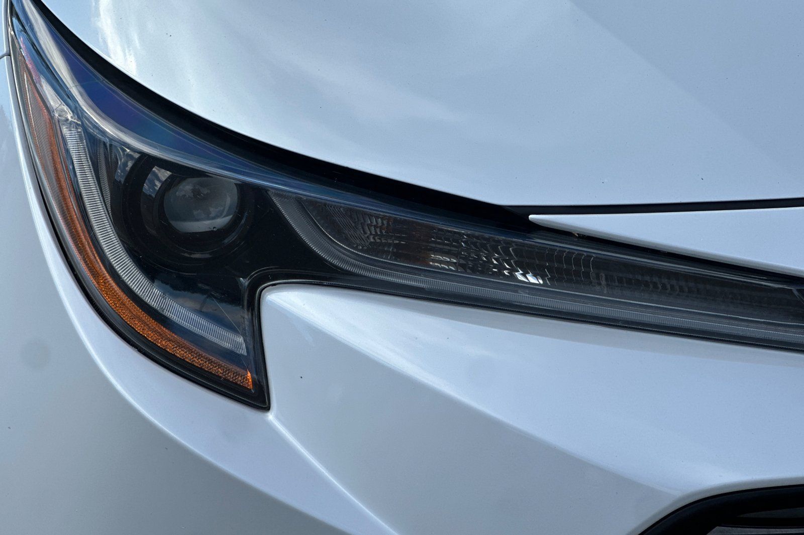 Used 2024 Toyota Corolla LE FWD image 43