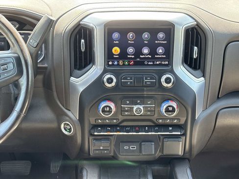 Used 2020 GMC Sierra 1500 SLT w/ SLT Premium Plus Package image 32