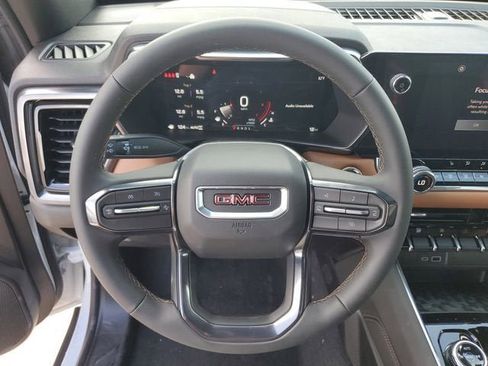 New 2026 GMC Canyon AT4 AWD/4WD image 21