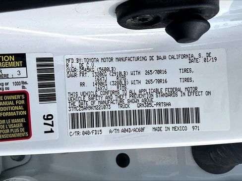 Used 2019 Toyota Tacoma TRD Off-Road image 36