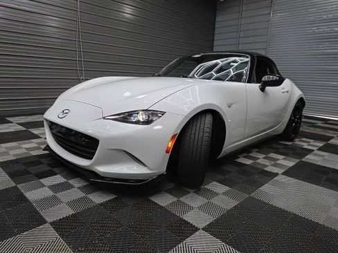 Used 2019 MAZDA MX-5 Miata Club RWD image 33