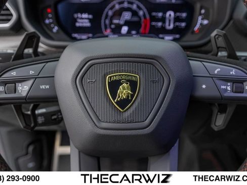 Used 2023 Lamborghini Urus Performante AWD/4WD image 71